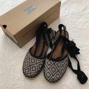 TOMS Bella Espadrilles